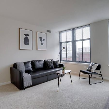 Bright And Cozy Apartment Near Pentagon City Arlington Buitenkant foto