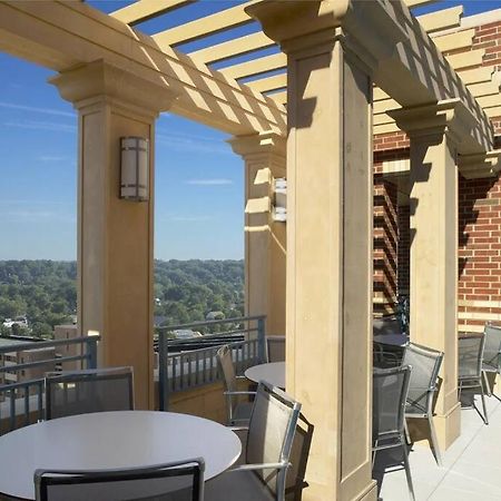 Bright And Cozy Apartment Near Pentagon City Arlington Buitenkant foto