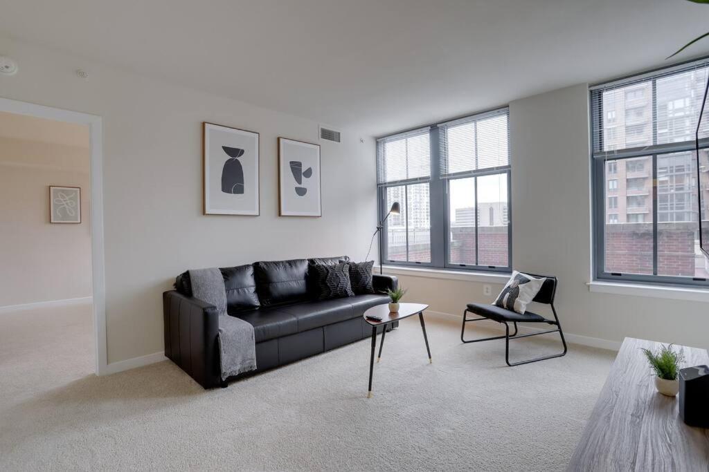 Bright And Cozy Apartment Near Pentagon City Arlington Buitenkant foto