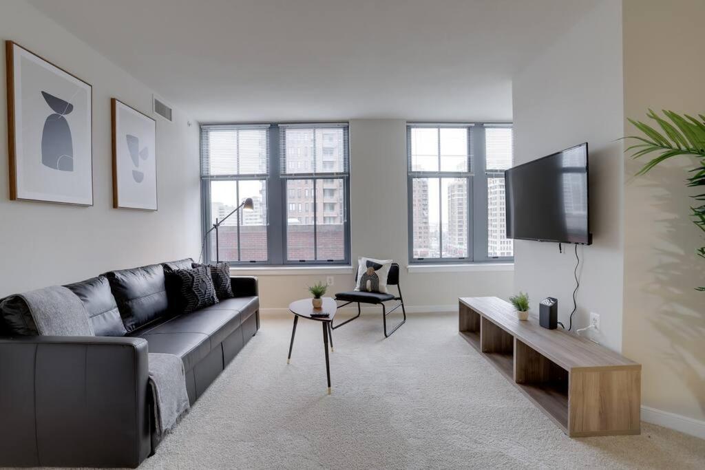 Bright And Cozy Apartment Near Pentagon City Arlington Buitenkant foto